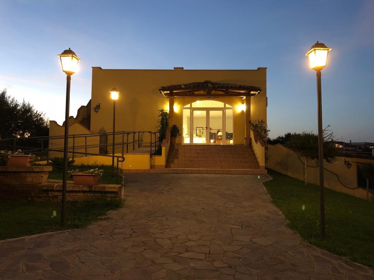Agriturismo "Lo Zafferano" Aprilia Exterior foto