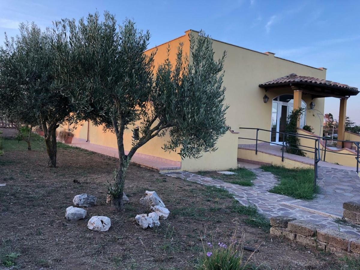 Agriturismo "Lo Zafferano" Aprilia Exterior foto
